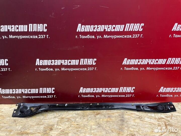 Планка под жабо LADA X-Ray