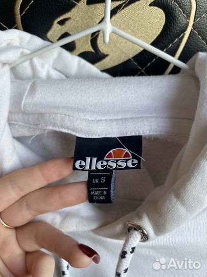 Толстовка ellesse