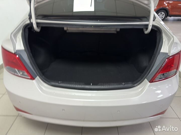 Hyundai Solaris 1.6 AT, 2016, 110 000 км