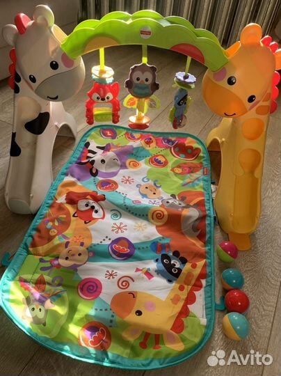Развивающий коврик fisher price