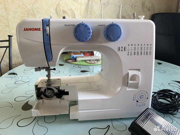 Швейная машинка Janome Top14
