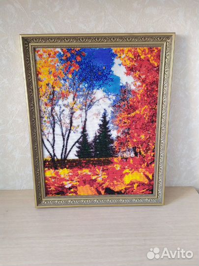 Картина, вышитая бисером