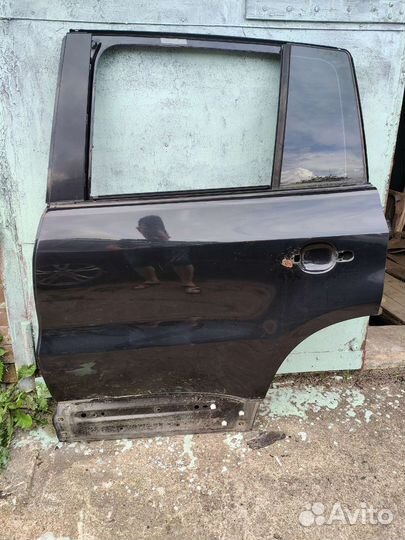 Дверь задняя левая volkswagen tiguan 1
