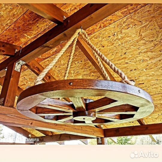 Люстра Колесо телеги (деревянная)