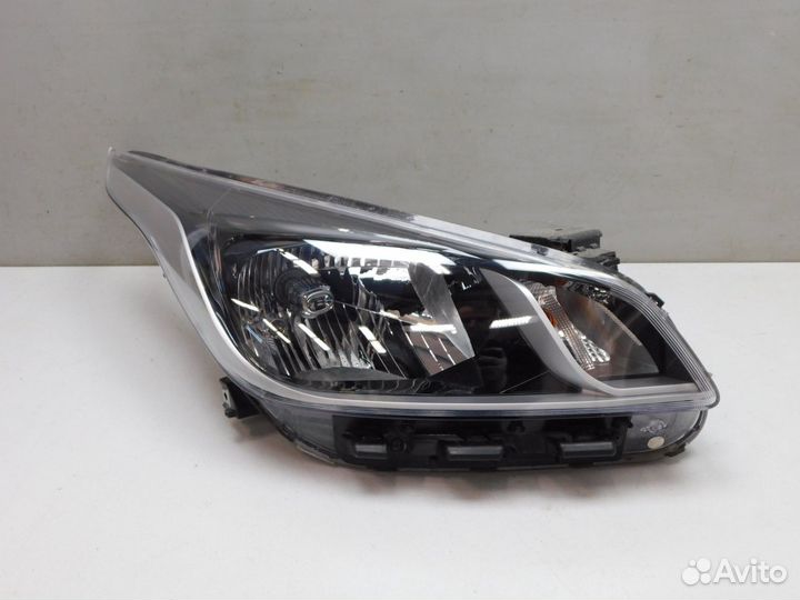 Фара правая Kia Rio