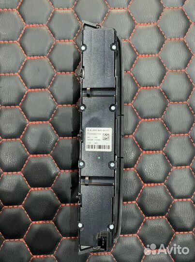 Блок кнопок центральной панели W204