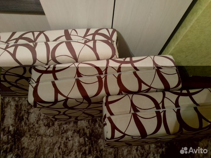 Подушки для дивана