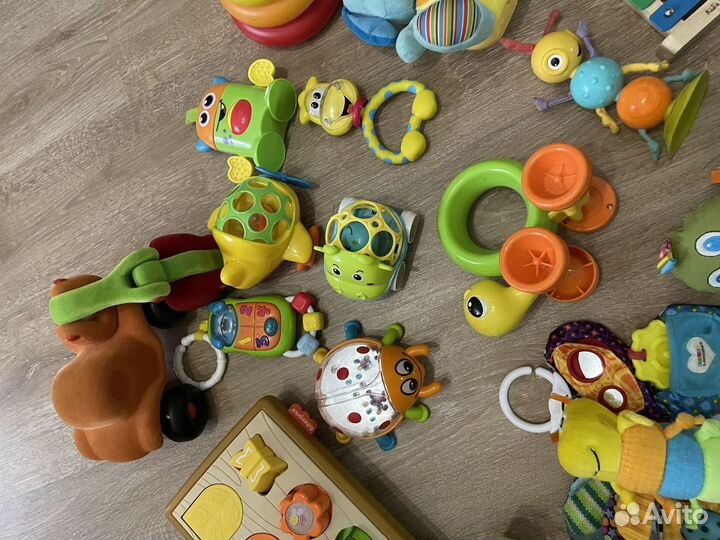 Большой пакет игрушек