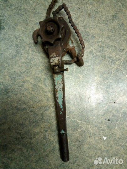 Лебёдка механическая старая