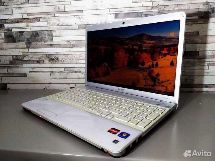 Sony Vaio PCG-61611V - Athlon X2 \ 3 Озу \ 250 HDD