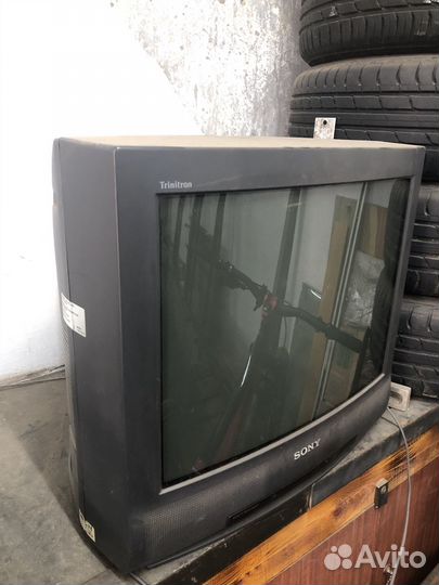 Телевизор Sony trinitron