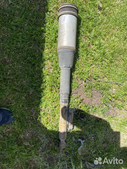 Задний фонарь w220