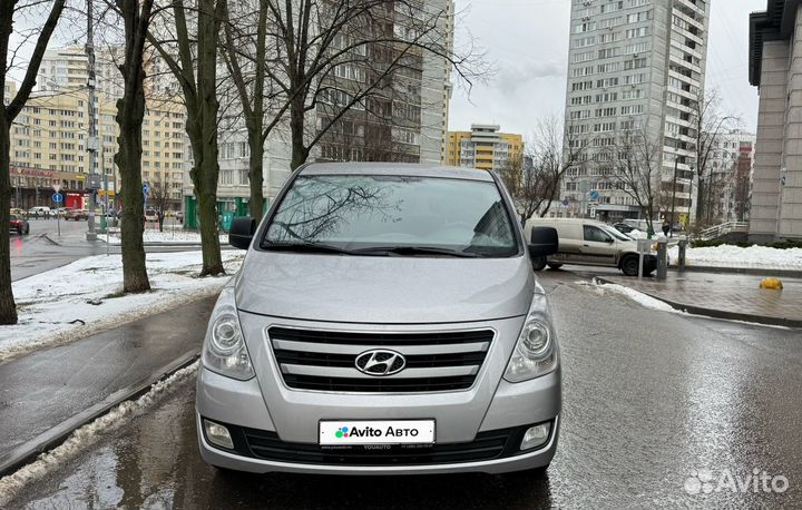 Hyundai H-1 2.5 AT, 2016, 131 600 км