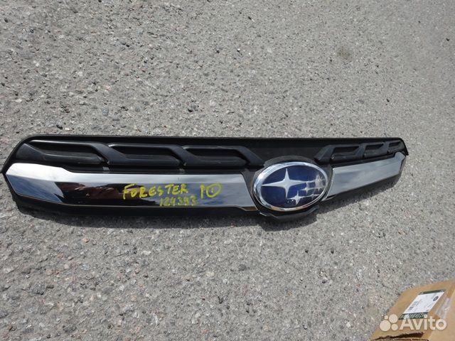 Решетка радиатора Subaru Forester S13 2014