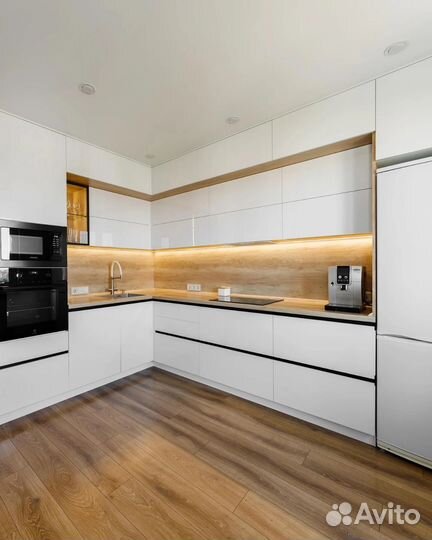 Кухня в потолок