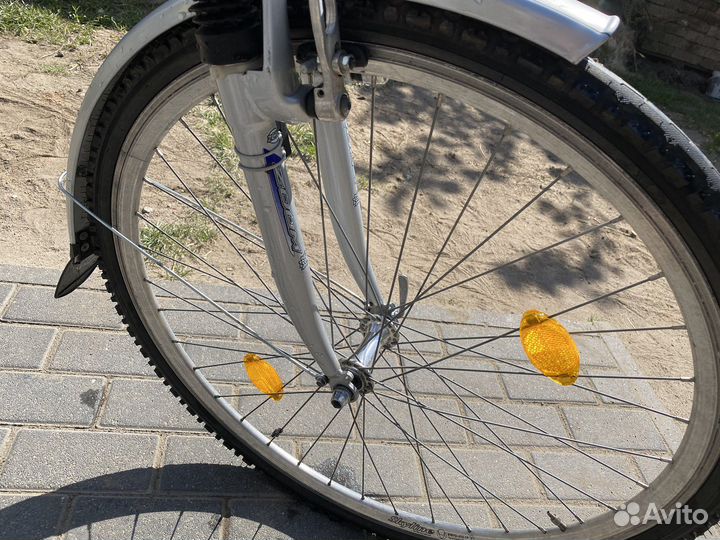 Дамский велосипед алюминиевый