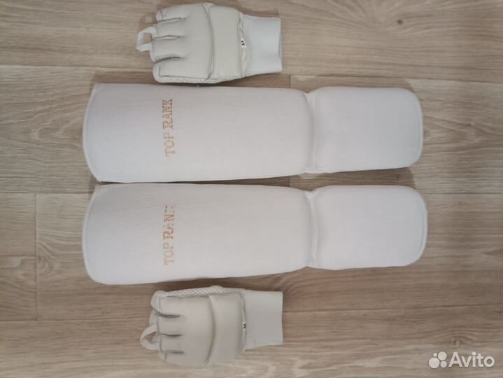 Кимоно,накладки и перчатки