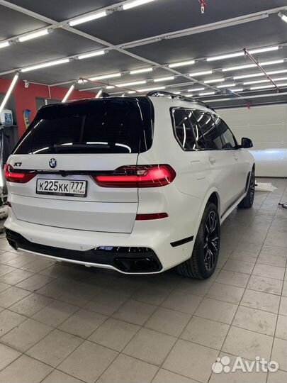 Обучение курсы по оклейке автомобилей