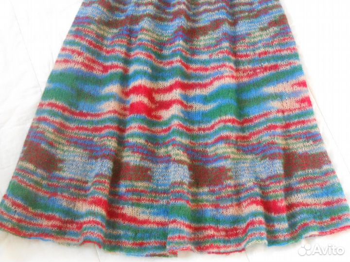 Юбка из мохера яркая
