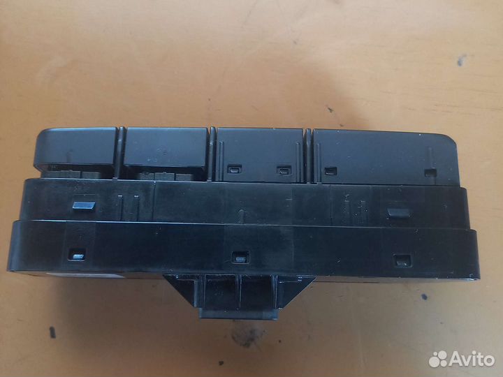 Блок кнопок kia rio 4