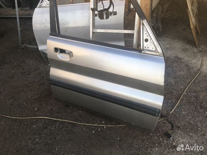 Мицубиси Паджеро Пинин Дверь передняя Прав