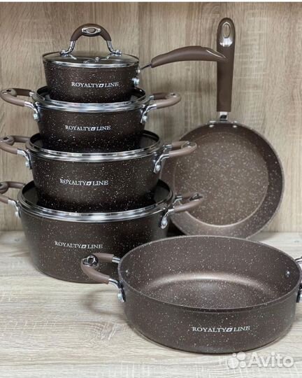 Набор кастрюль