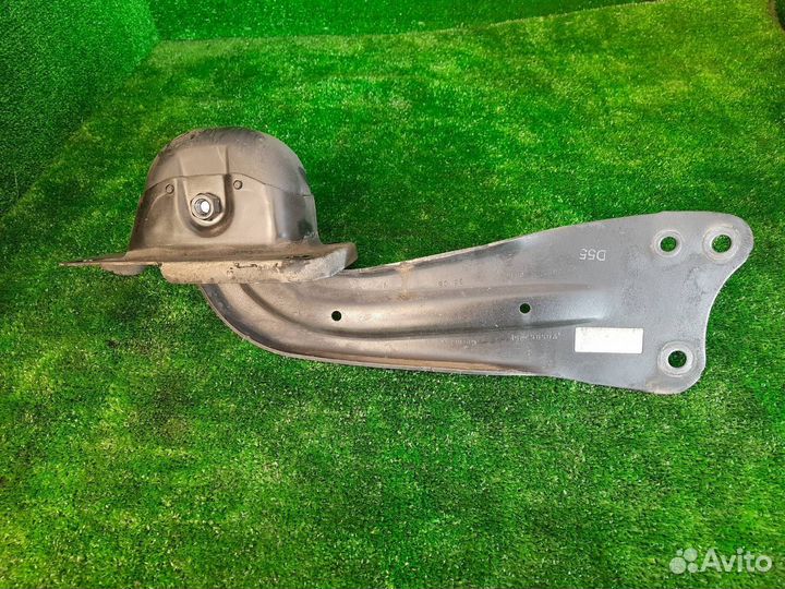 Рычаг подвески задний правый Volkswagen Golf 5 BLF