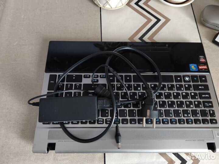 Ноутбук Acer v3 551g