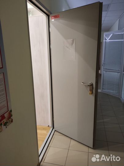 Металлическая дверь противопожарная
