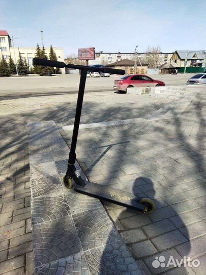 Трюковой самокат tech team Street mama