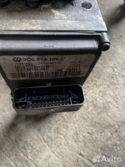 Блок abs volkswagen passat b6