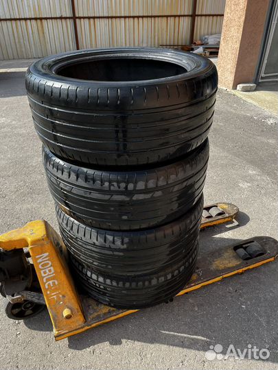 Nokian Tyres Hakka Black 2 245/45 R18