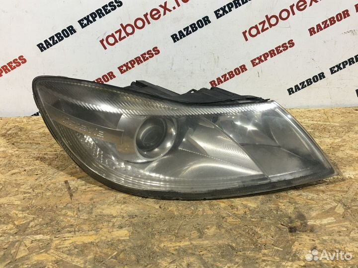 Фара правая Skoda Octavia A5 FL