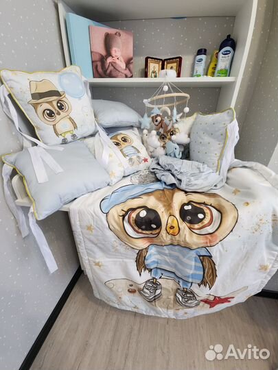 Комплект в кроватку бортики, балдахин, мобиль