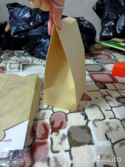 Подарочная коробка