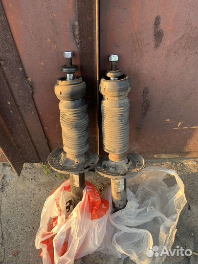 Амортизаторы на volkswagen polo 2018