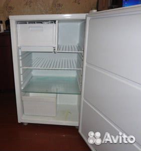 Небольшой холодильник бу