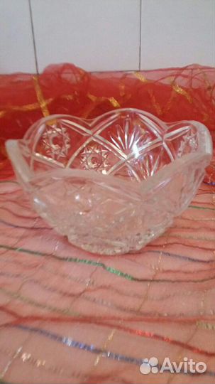 Ваза хрустальная