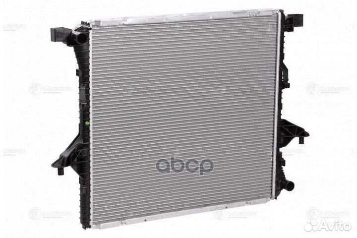 Радиатор системы охлаждения LRc 182H LRC182H luzar