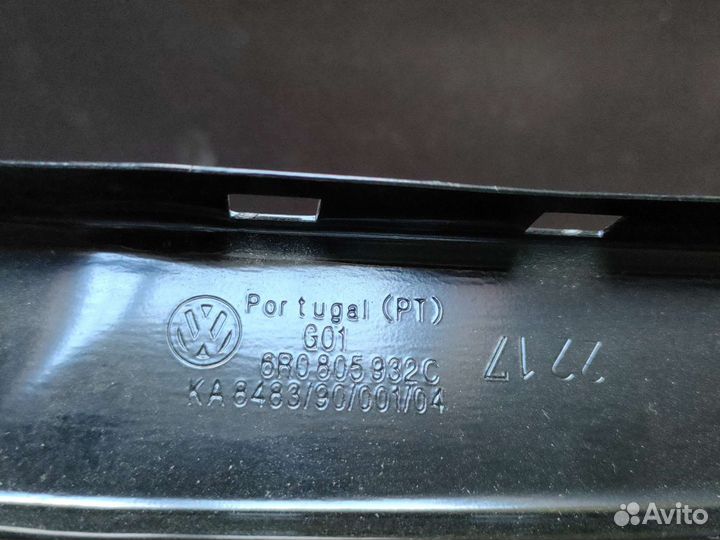 Кронштейн фары правый Фольксваген Поло 5