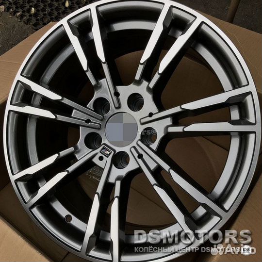 Диски R20 на BMW 706 М Стиль