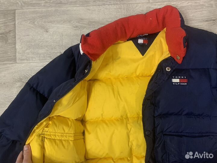 Tommy hilfiger пуховик оригинал xs-s