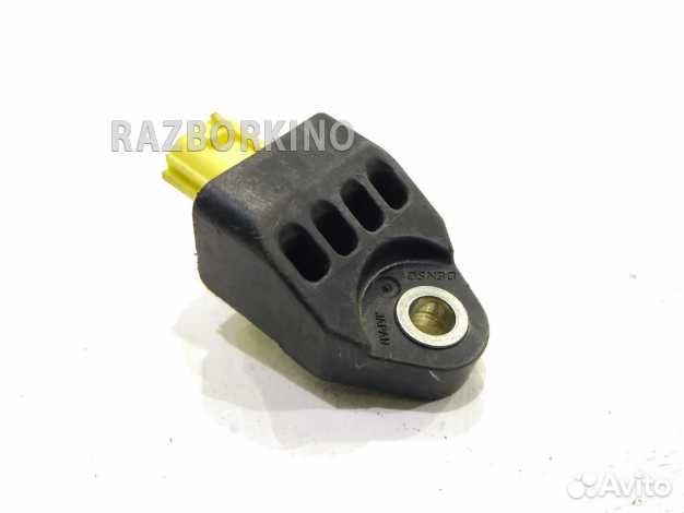 Датчик SRS задней стойки 8983360040