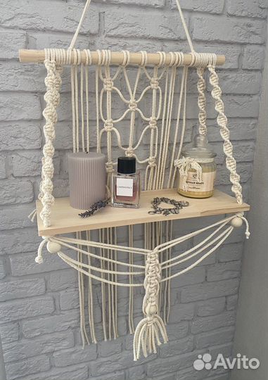 Полка настенная деревянная макраме