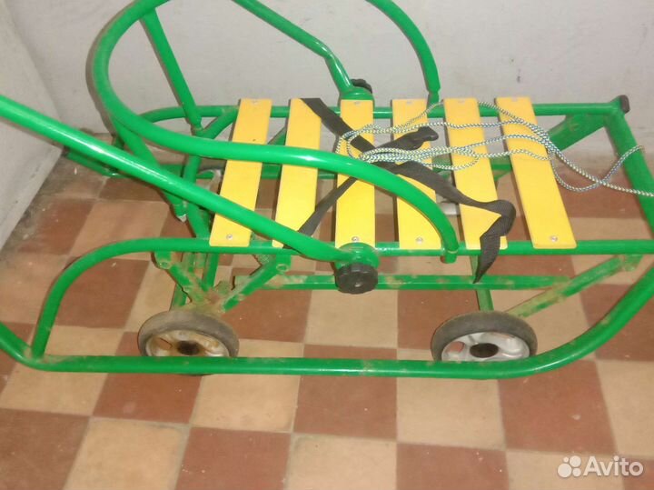 Детские санки с колесами