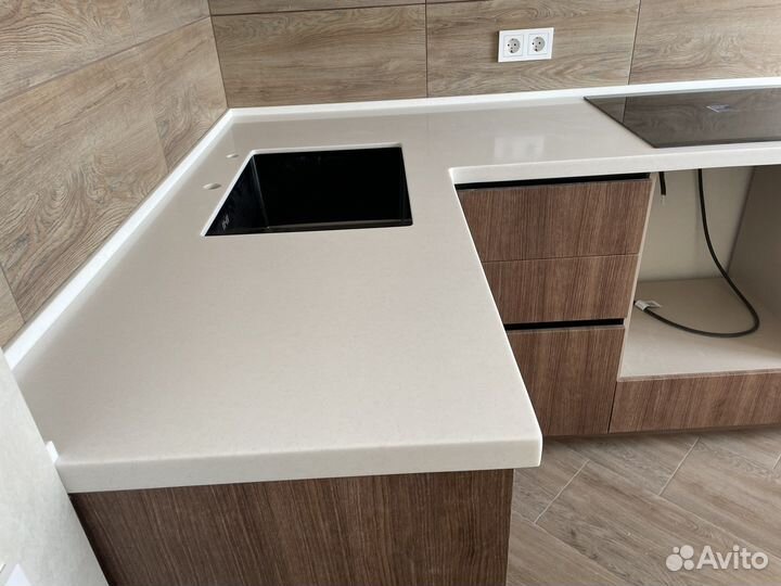 Столешница из искусственного камня