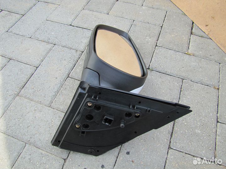 Hyundai Solaris зеркало боковое левое 2010-2017