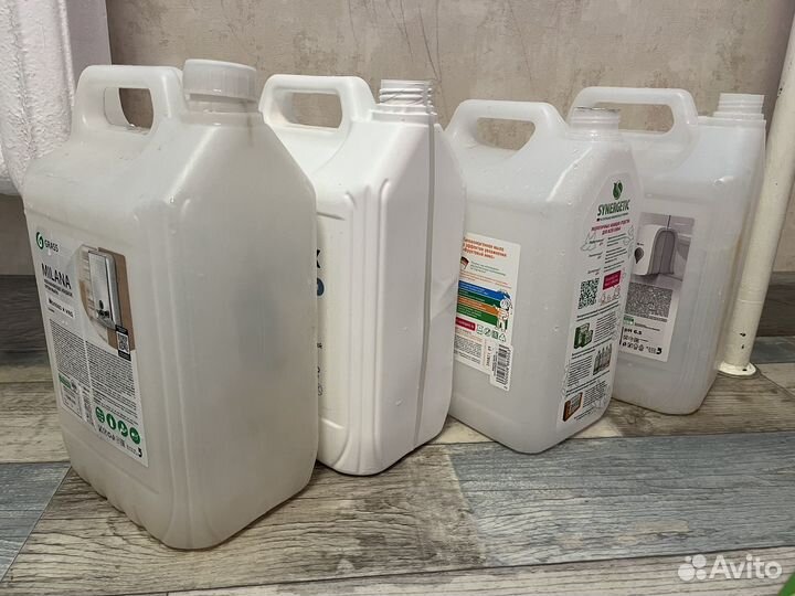 Канистры пластиковые 5л