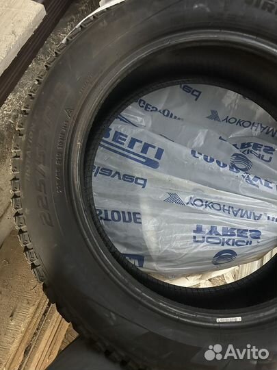 Pirelli Scorpion Ice Zero 2 225/55 R19 103M