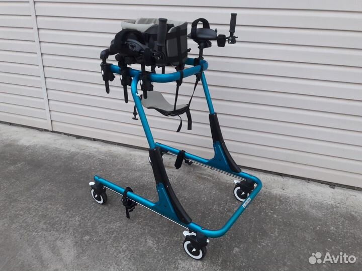 Роллатор (ходунки) для детей и взрослых
